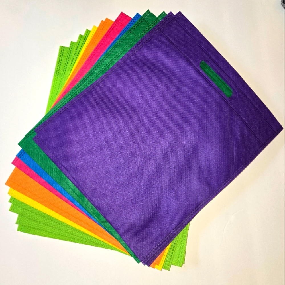 Colorful 9.5" x 11.5" Gift Bags NEW